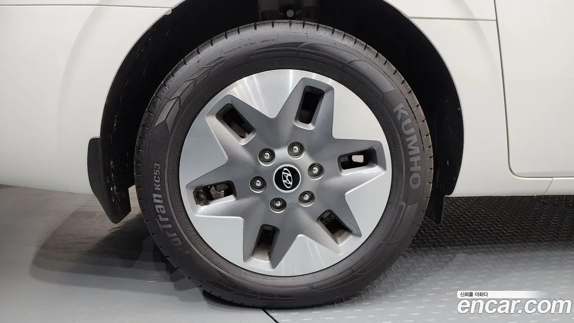 Hyundai Staria — фото 6