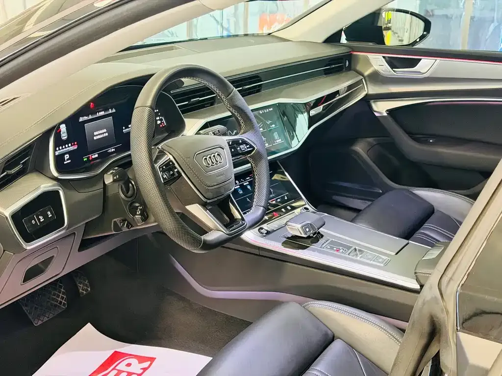 Audi A7 2024 из CN, фото 2