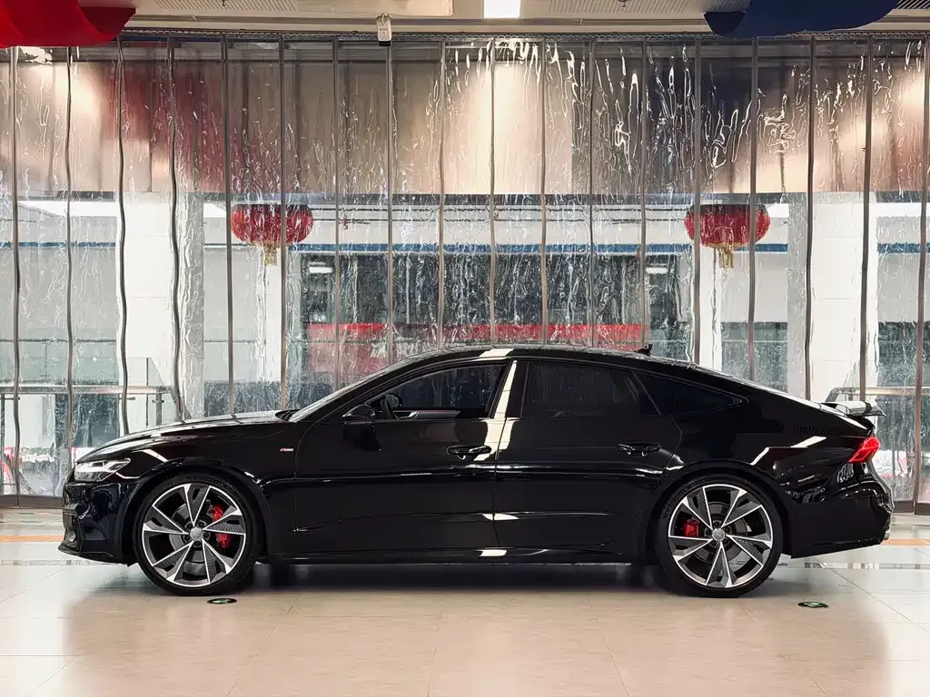 Audi A7 2024 из CN, фото 7