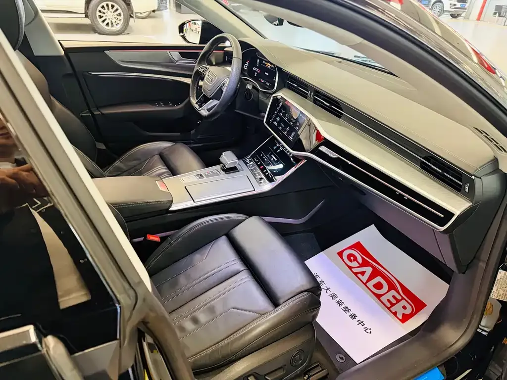Audi A7 2024 из CN, фото 5