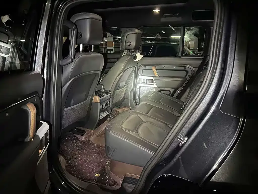 Land Rover Defender 2023 из CN, фото 6