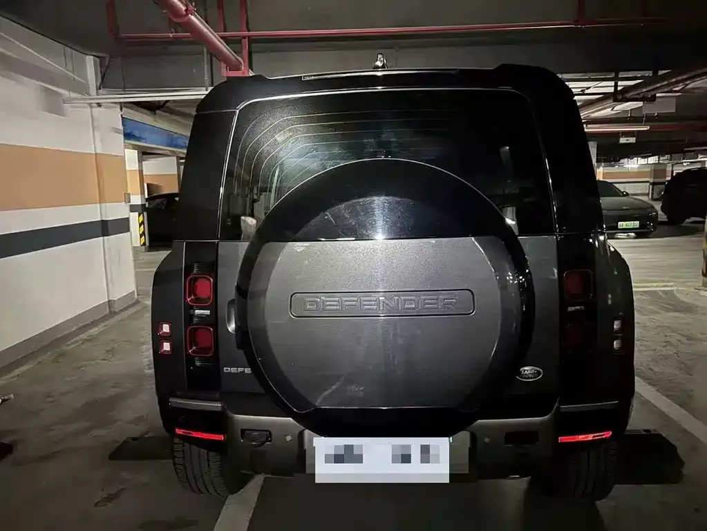 Land Rover Defender 2023 из CN, фото 2