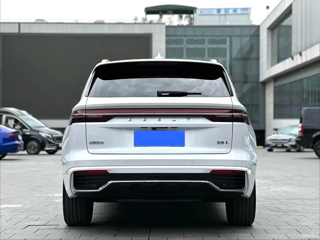 Geely Xingyue L — фото 2