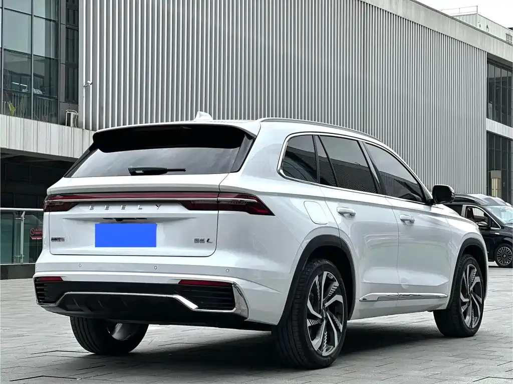 Geely Xingyue L — фото 6
