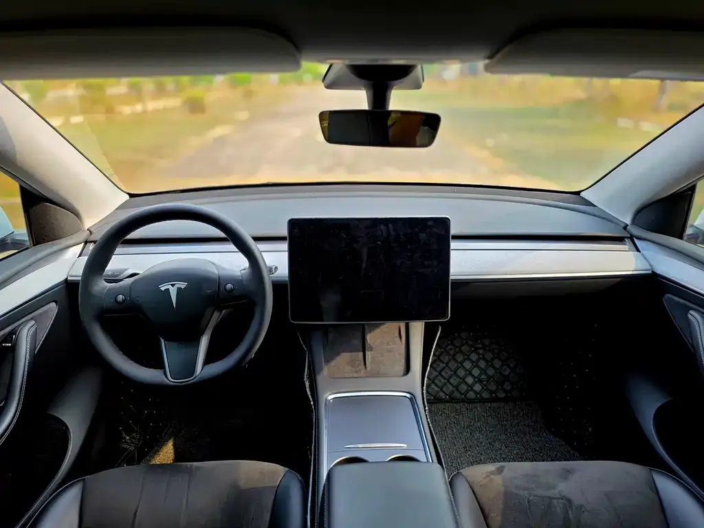 Tesla Model Y 2022 из CN, фото 2