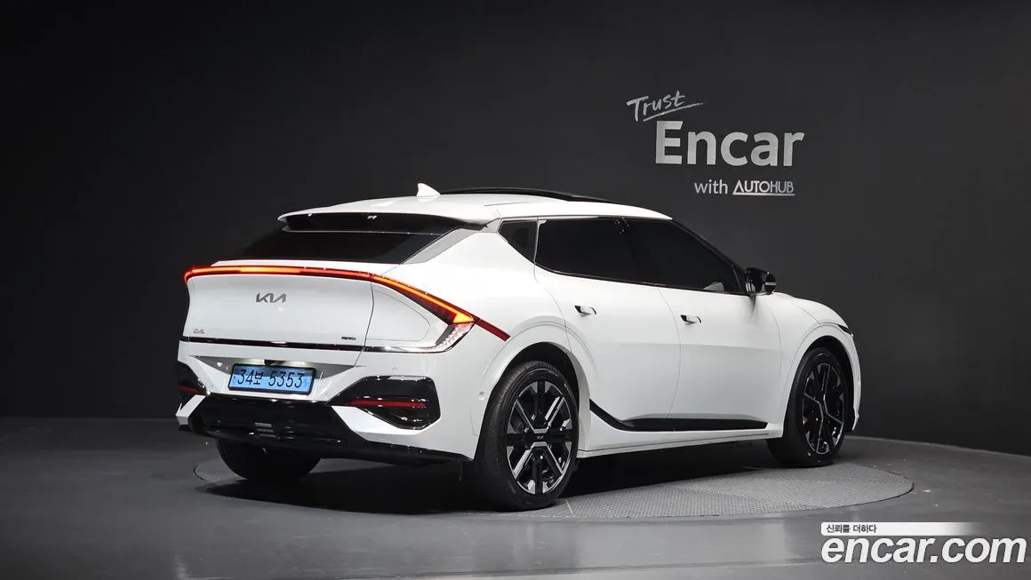 Kia EV6 — фото 2