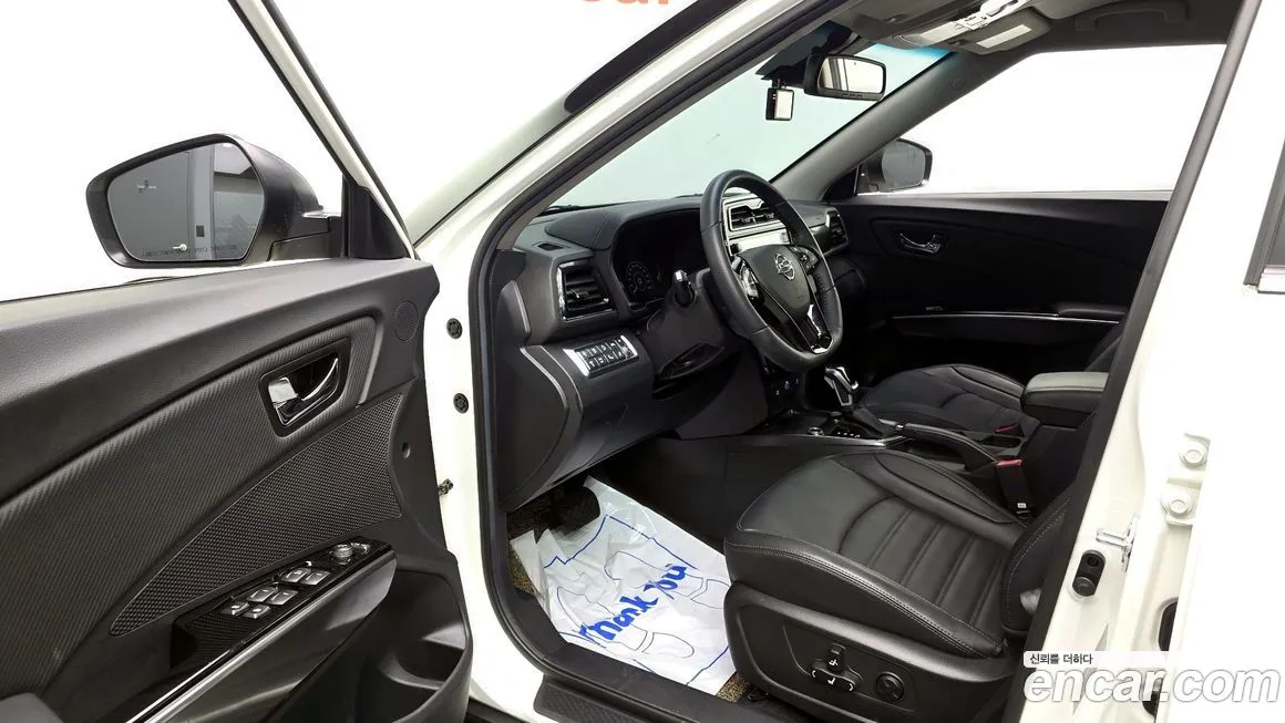 KG Mobility (Ssangyong) TIBOLI 2023 из KR, фото 4