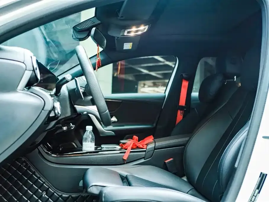 Mercedes-Benz A-Class 2023 из CN, фото 10