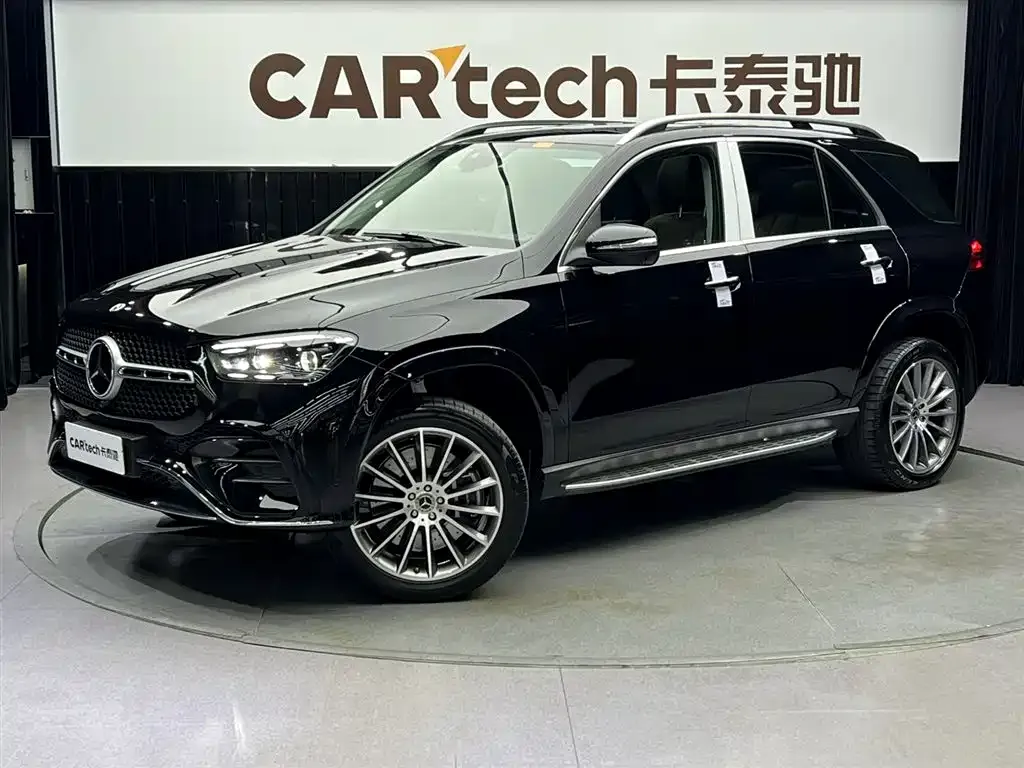 Mercedes-Benz GLE — фото 1