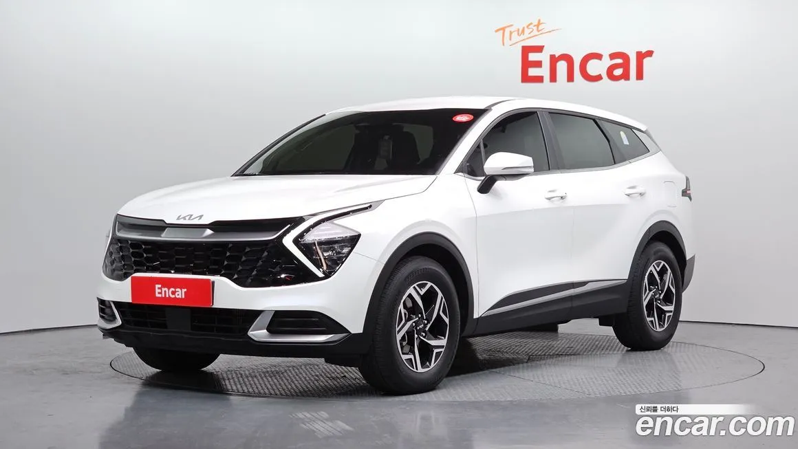 Kia Sportage — фото 1