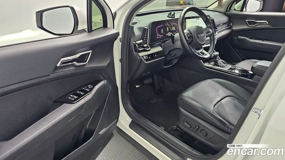 Kia Sportage — фото 8