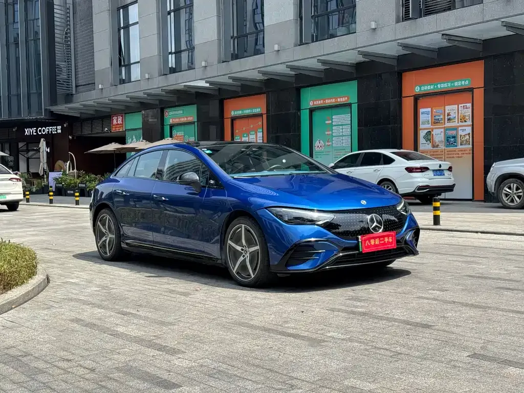 Mercedes-Benz EQE 2023 из CN, фото 2