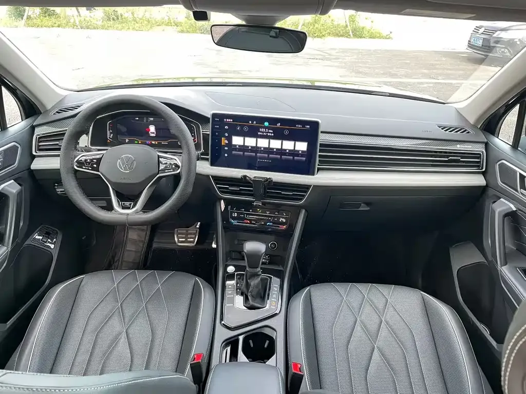 Volkswagen Tiguan L 2022 из CN, фото 6