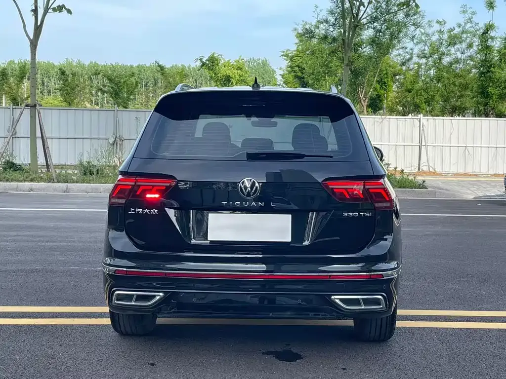 Volkswagen Tiguan L 2022 из CN, фото 3