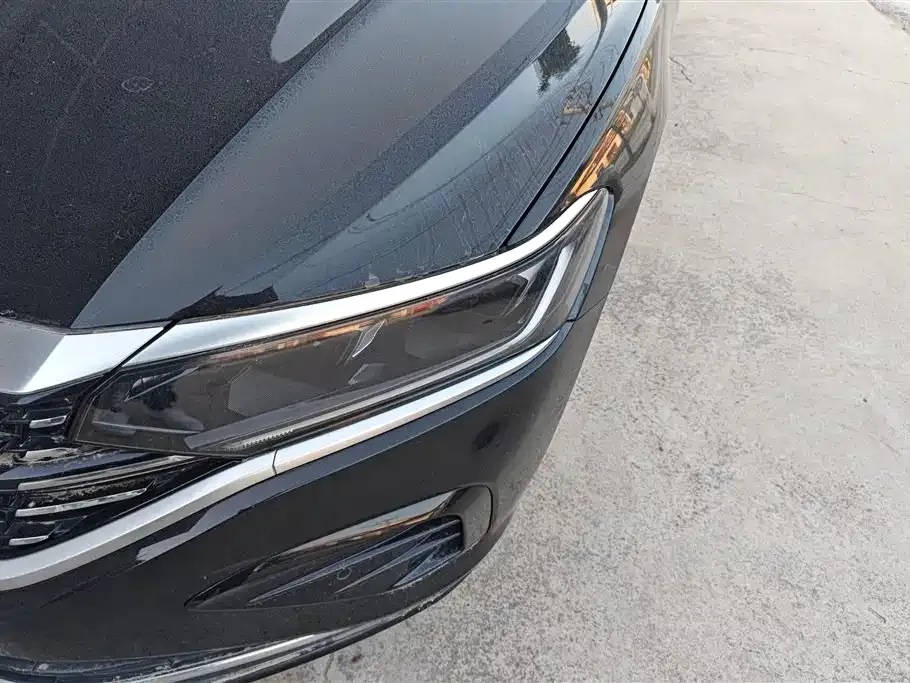 Volkswagen Passat — фото 7