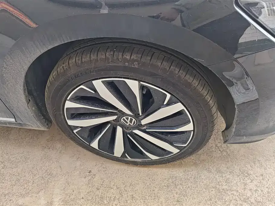 Volkswagen Passat — фото 8