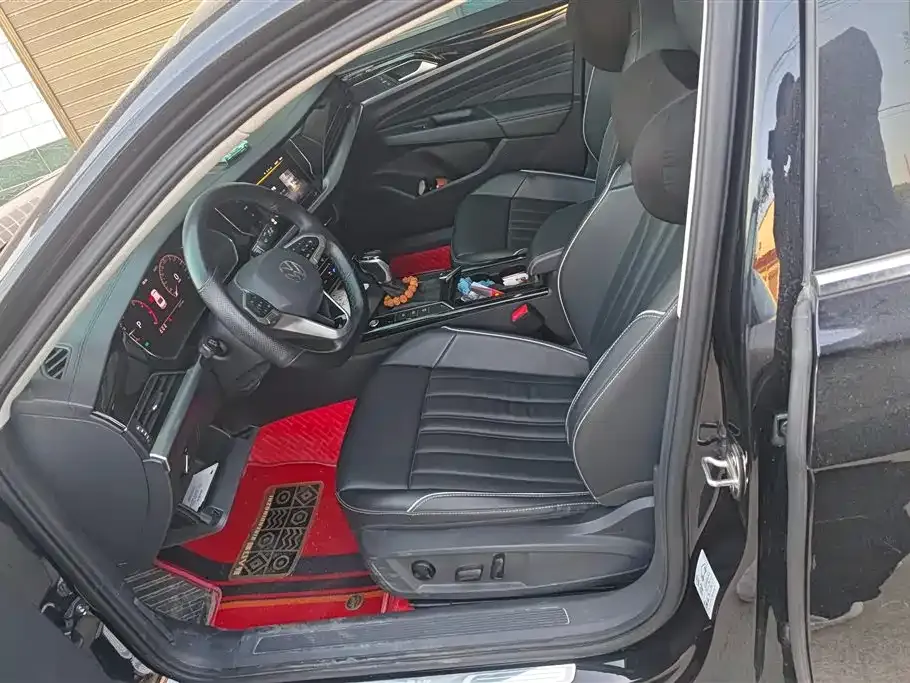Volkswagen Passat — фото 10