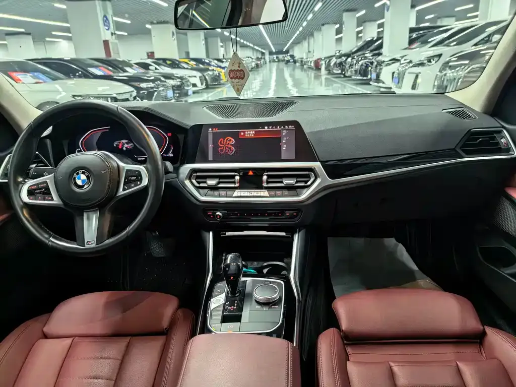 BMW 3 Series 2022 из CN, фото 3
