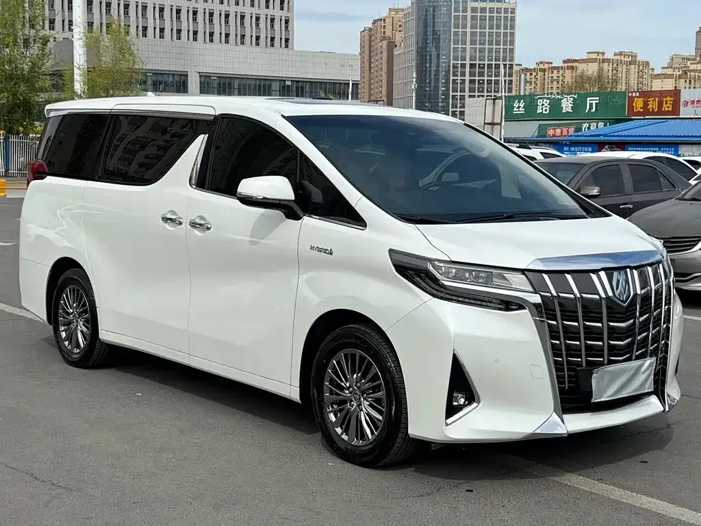 Toyota Alphard 2024 из CN, фото 10