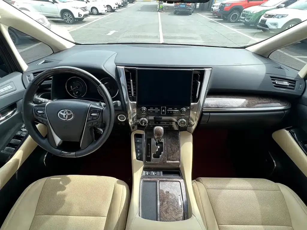 Toyota Alphard 2024 из CN, фото 5