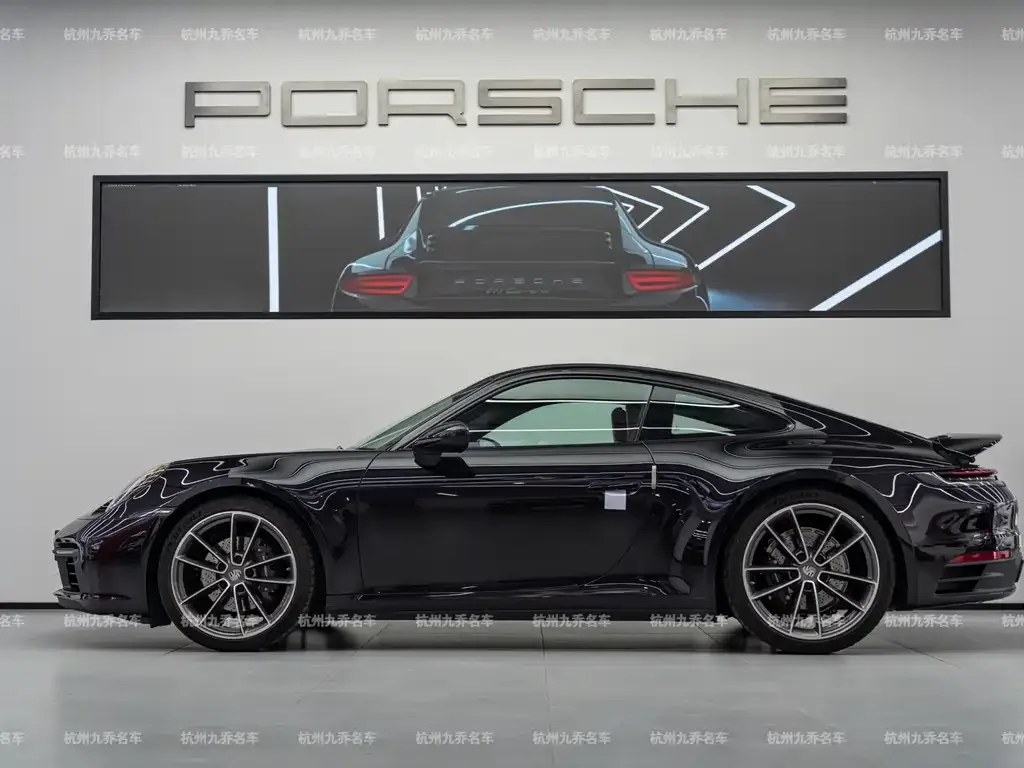 Porsche 911 2024 из CN, фото 5