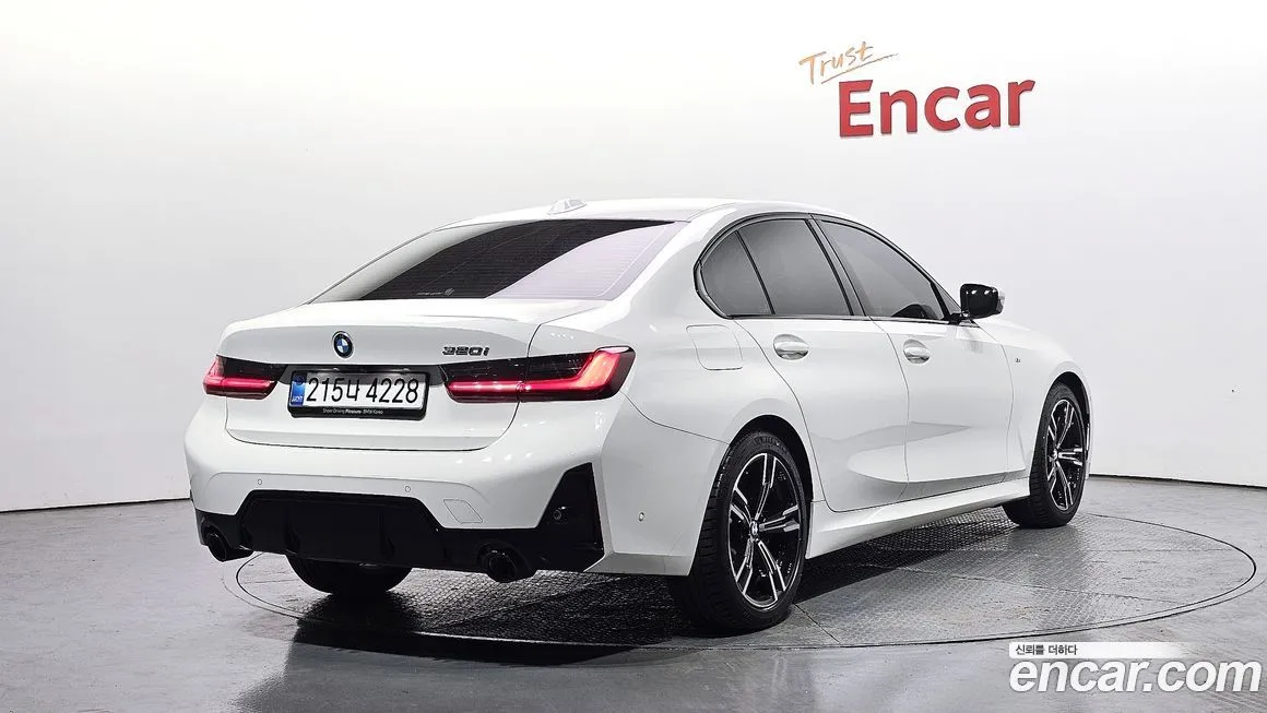 BMW 3-Series 2026 из KR, фото 4