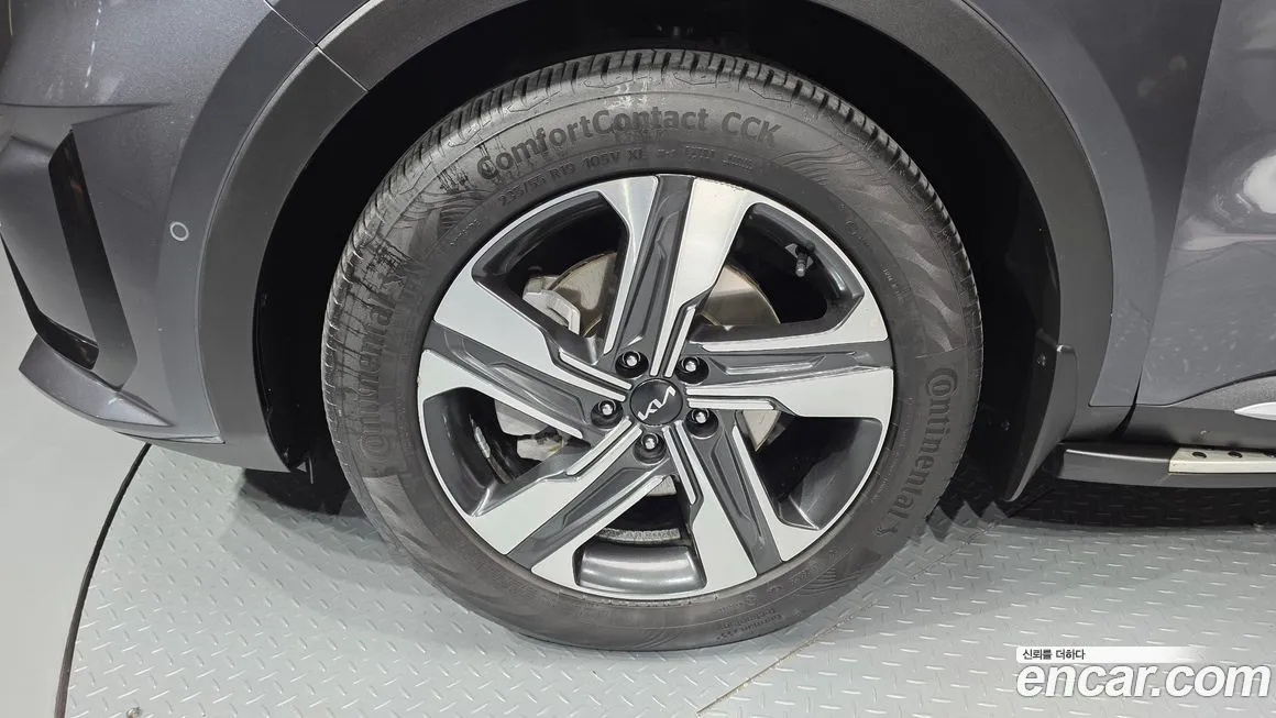 Kia Sorento — фото 8