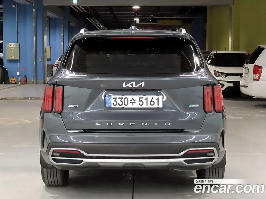 Kia Sorento — фото 9
