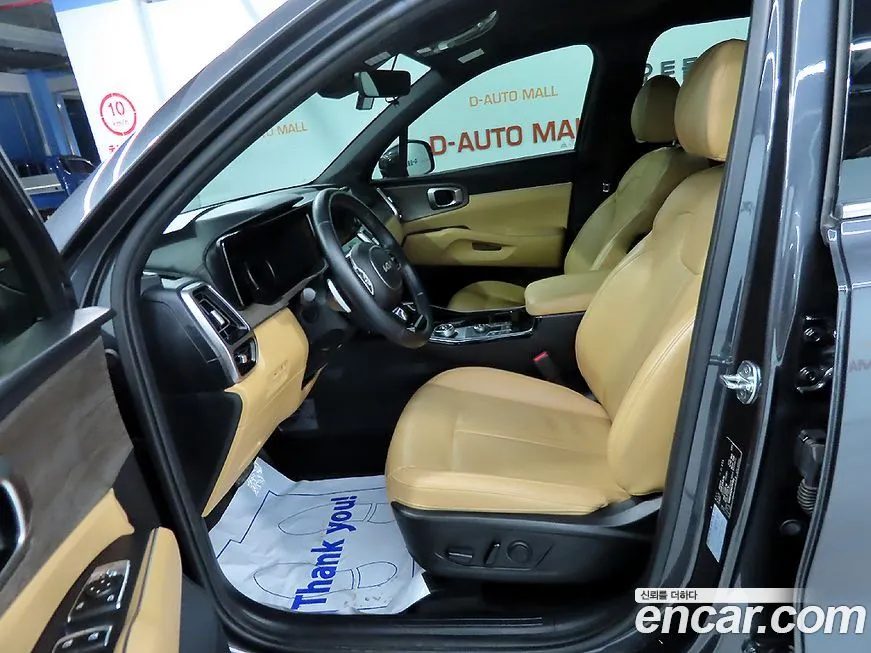 Kia Sorento — фото 10