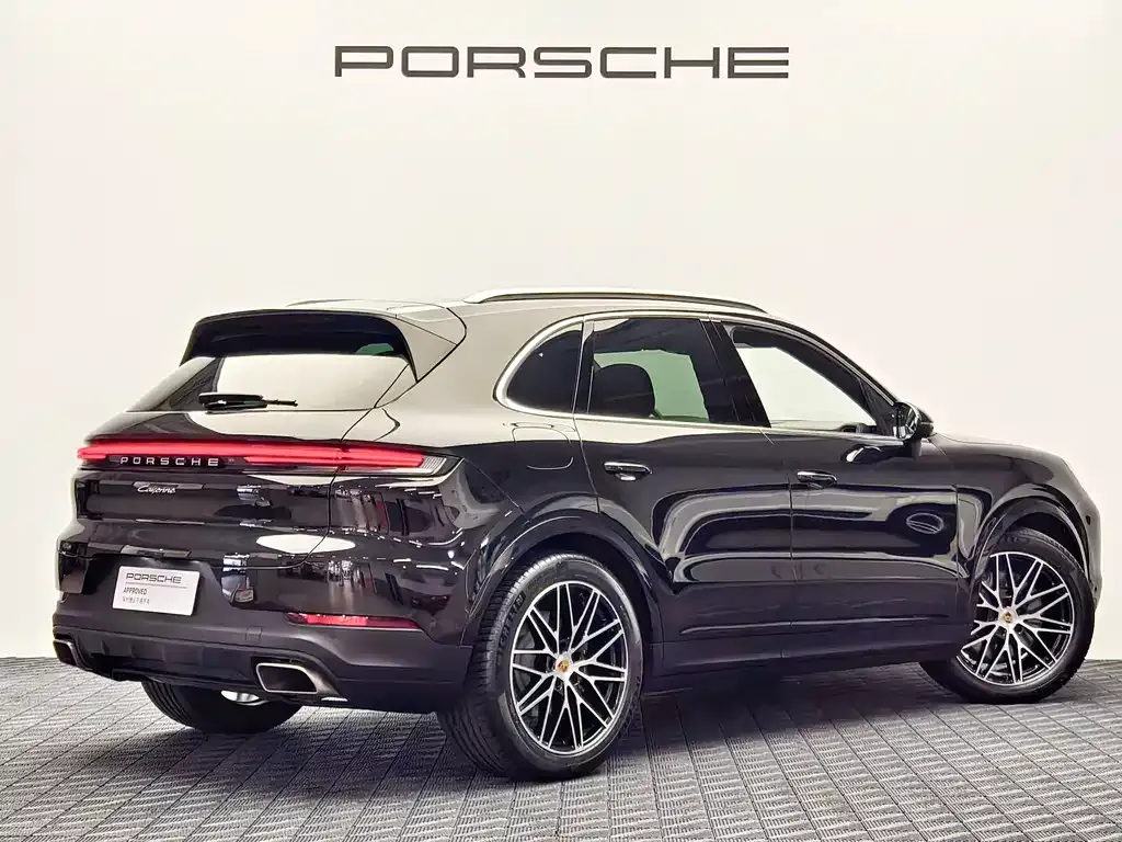 Porsche Cayenne — фото 8
