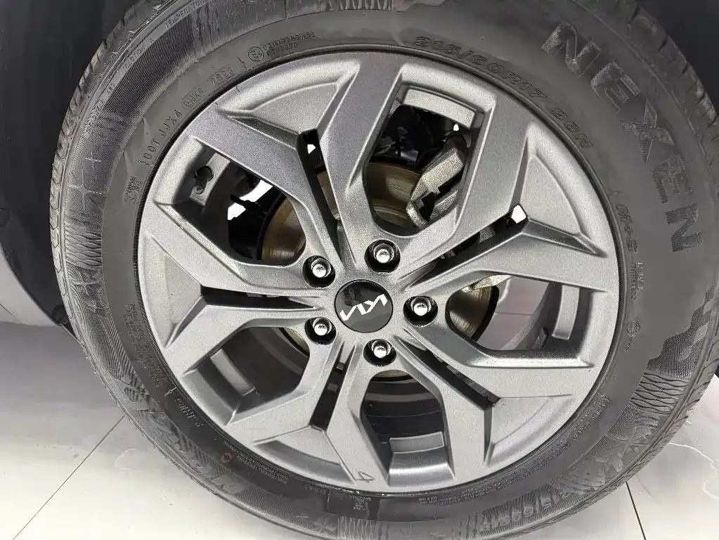 Kia Seltos 2023 из CN, фото 9