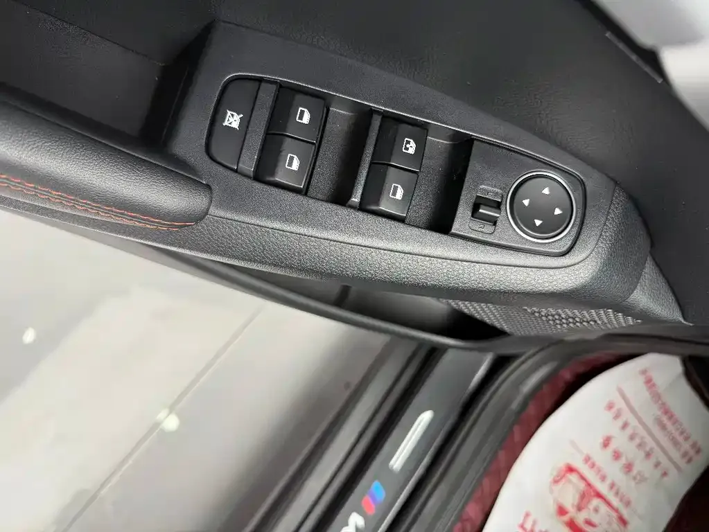 Kia Seltos 2023 из CN, фото 10