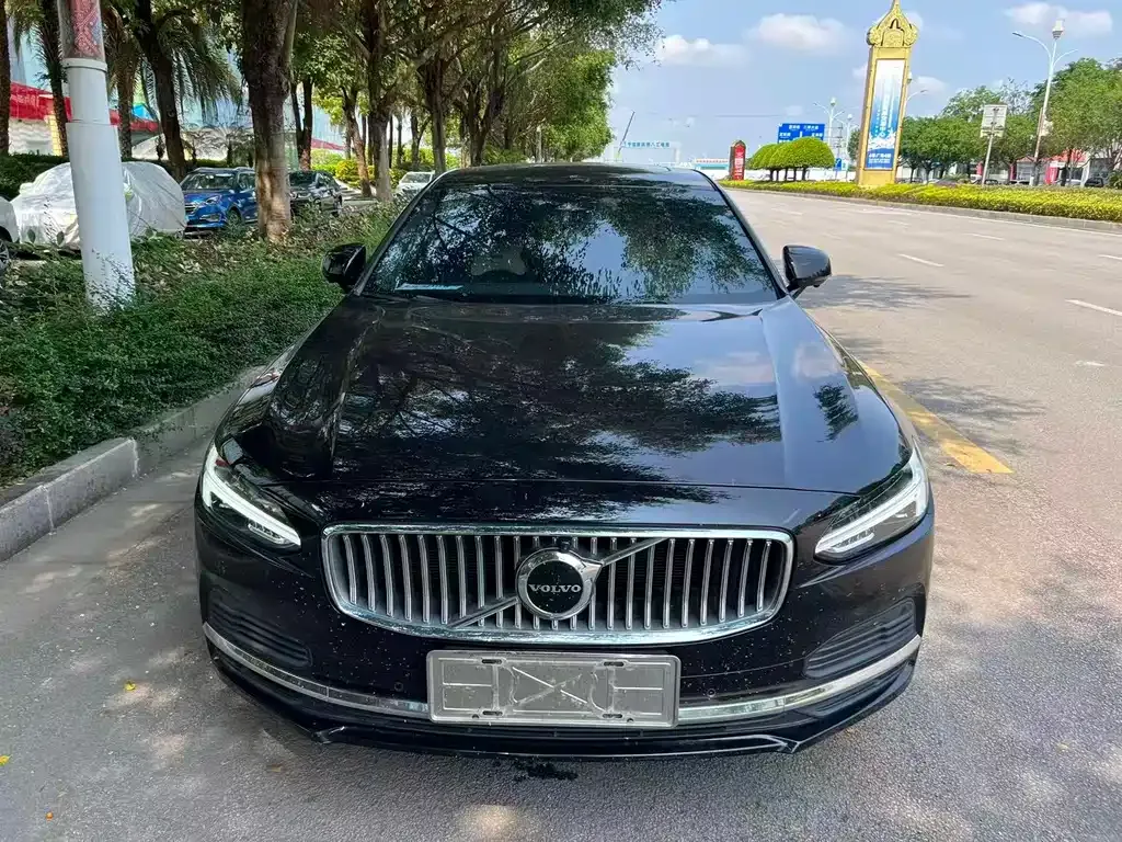Volvo S90 PHEV 2023 из CN, фото 7