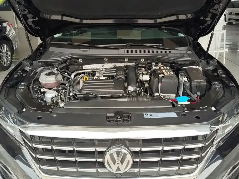 Volkswagen Passat 2021 из CN, фото 9