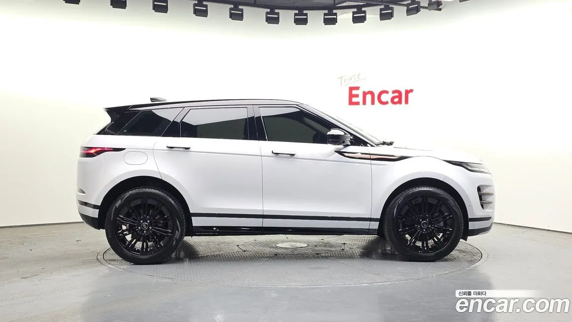 Land Rover Range Rover Evoque — фото 4