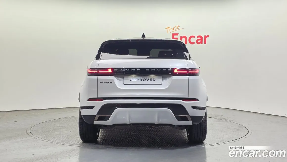 Land Rover Range Rover Evoque — фото 6