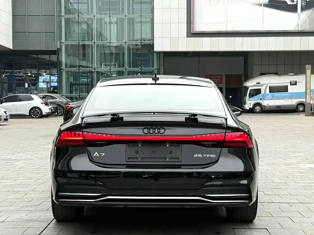 Audi A7 — фото 4
