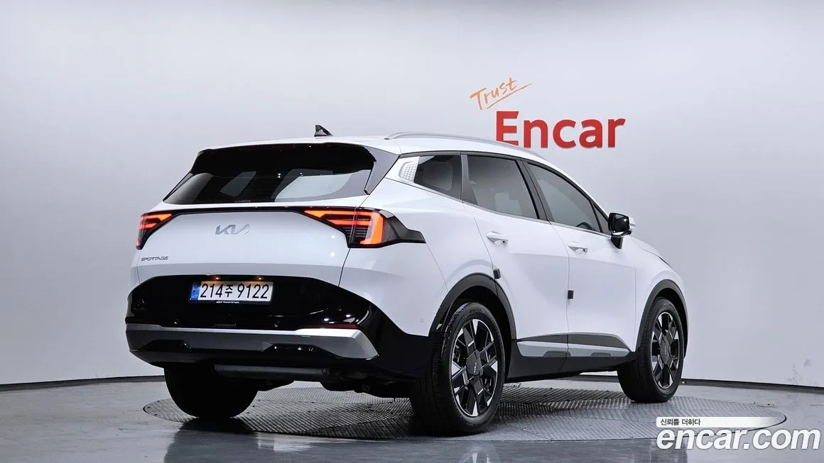 Kia Sportage — фото 10
