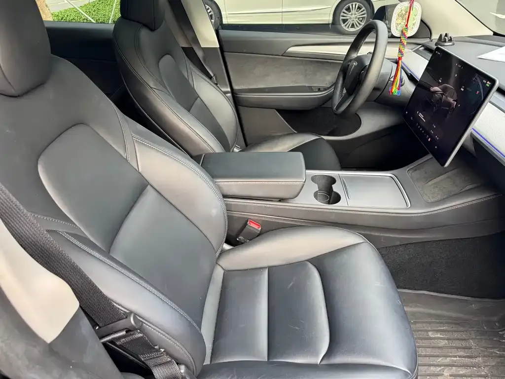 Tesla Model Y 2023 из CN, фото 5