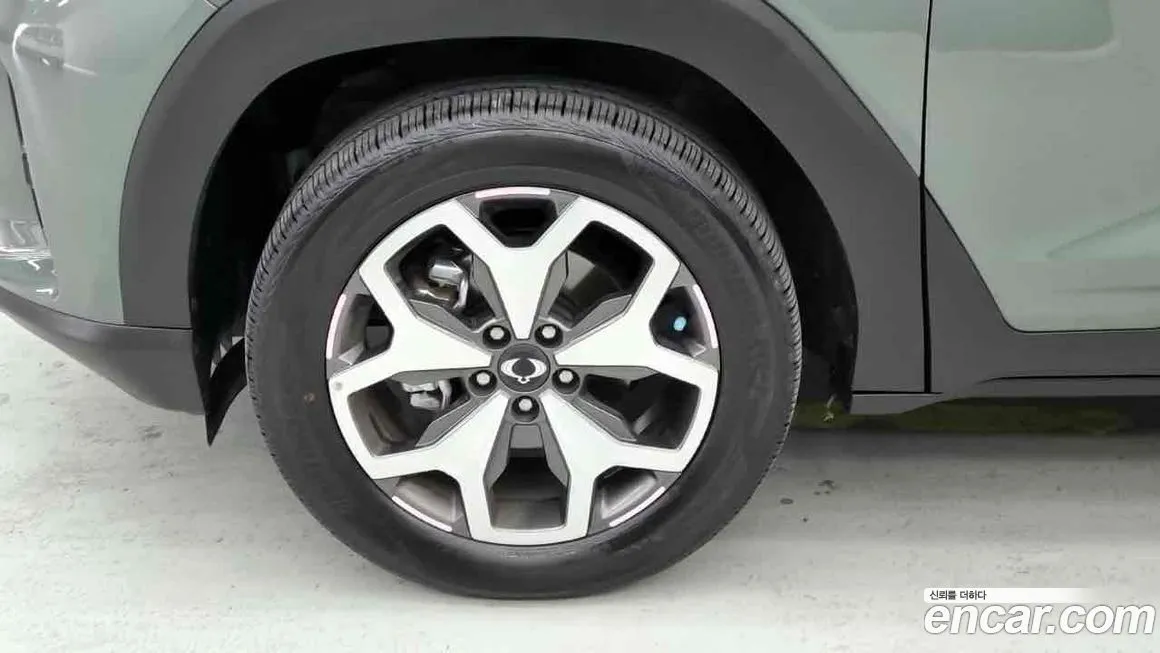 KG Mobility (Ssangyong) Torres — фото 4