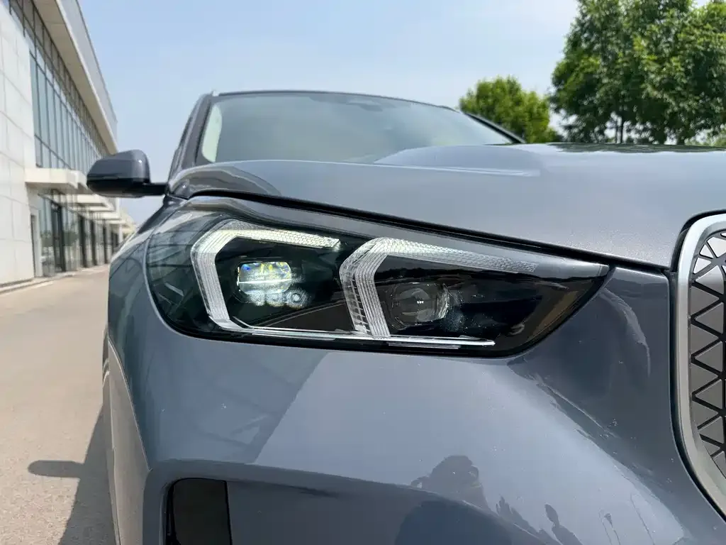 BMW iX1 2023 из CN, фото 5