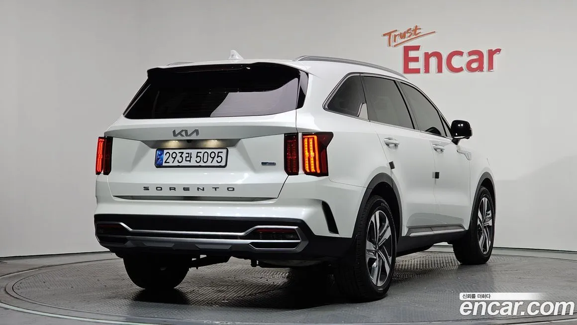 Kia Sorento — фото 7