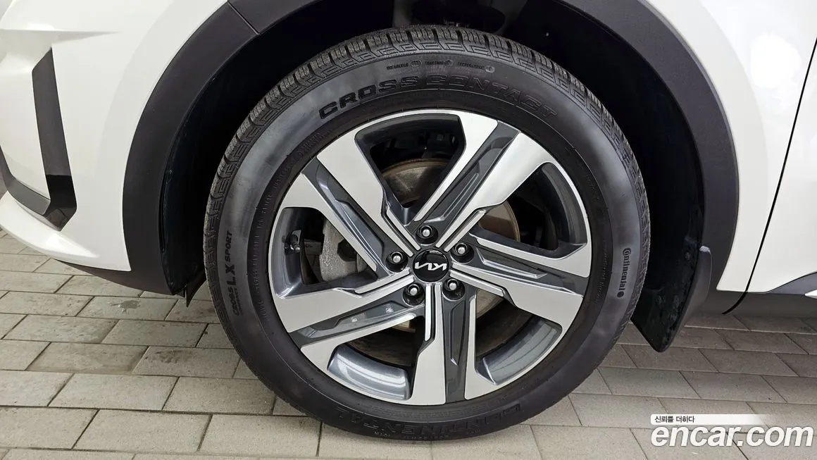 Kia Sorento — фото 10