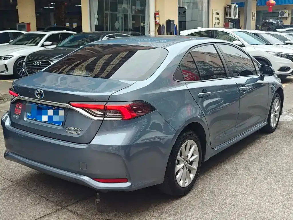 Toyota Corolla 2022 из CN, фото 2