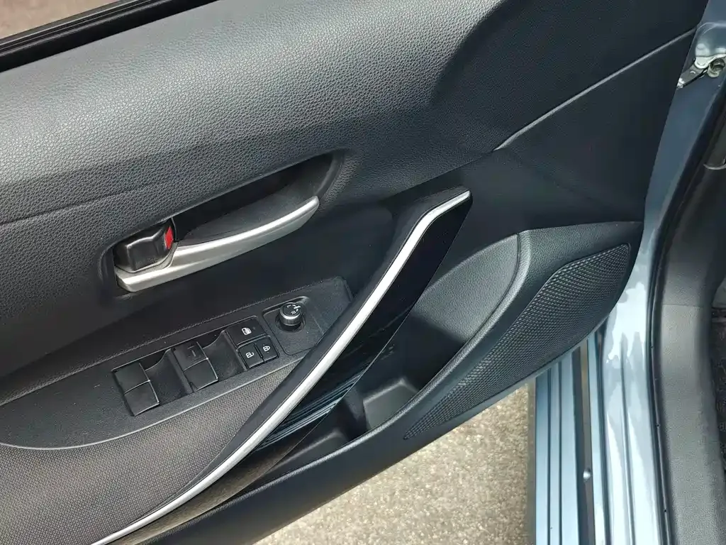 Toyota Corolla 2022 из CN, фото 7