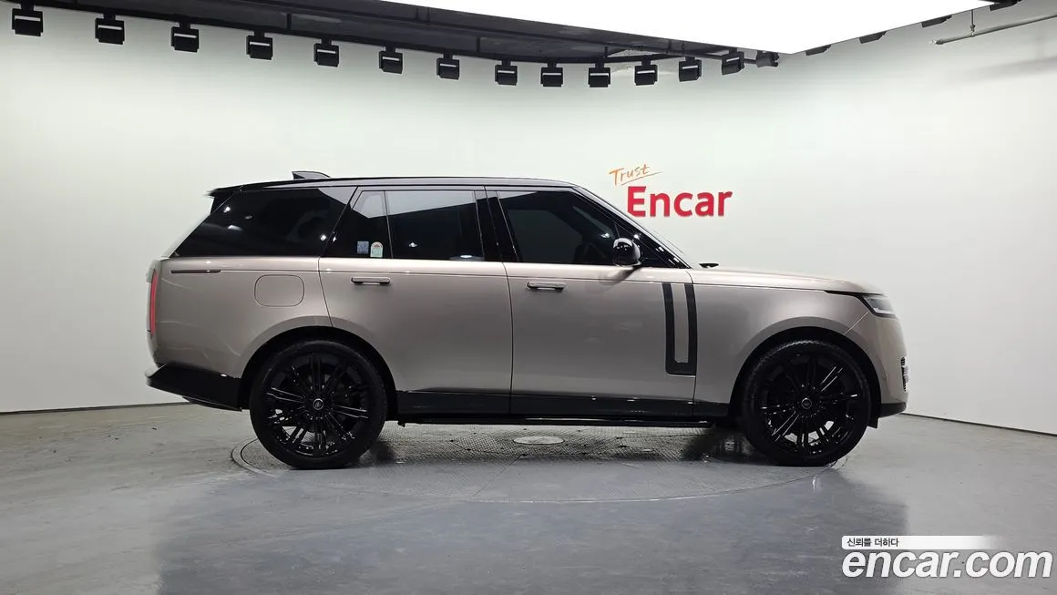 Land Rover Range Rover 2025 из KR, фото 2