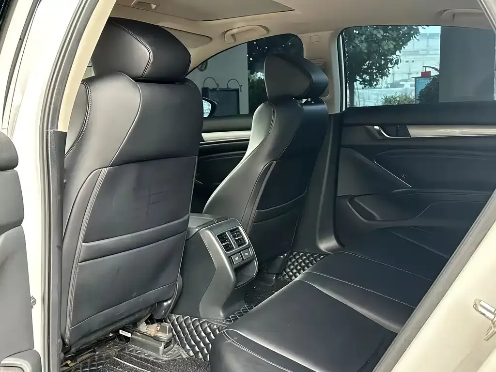 Honda Accord 2022 из CN, фото 3