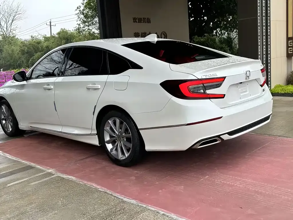 Honda Accord 2022 из CN, фото 2