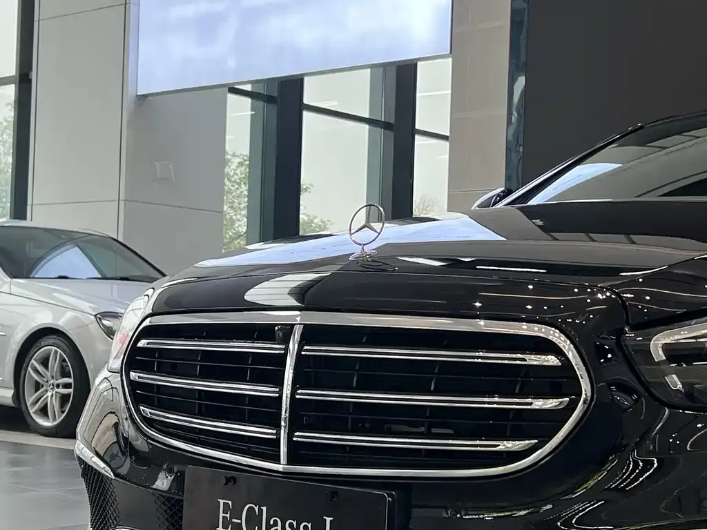 Mercedes-Benz E-Class 2023 из CN, фото 8