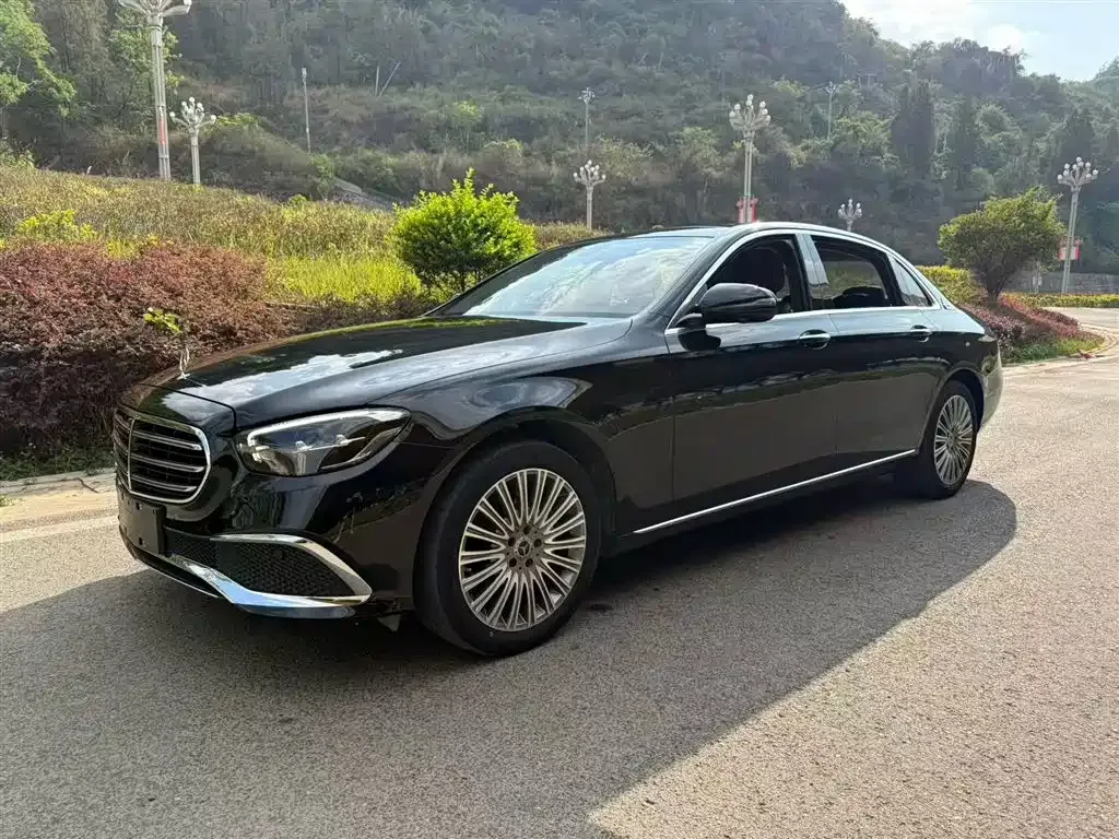 Mercedes-Benz E-Class 2023 из CN, фото 1